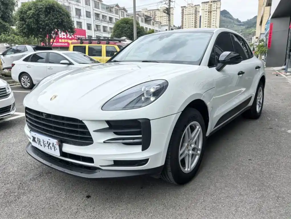 Porsche Macan 2018 Macan 2.0T — Фотографии автомобиля 1