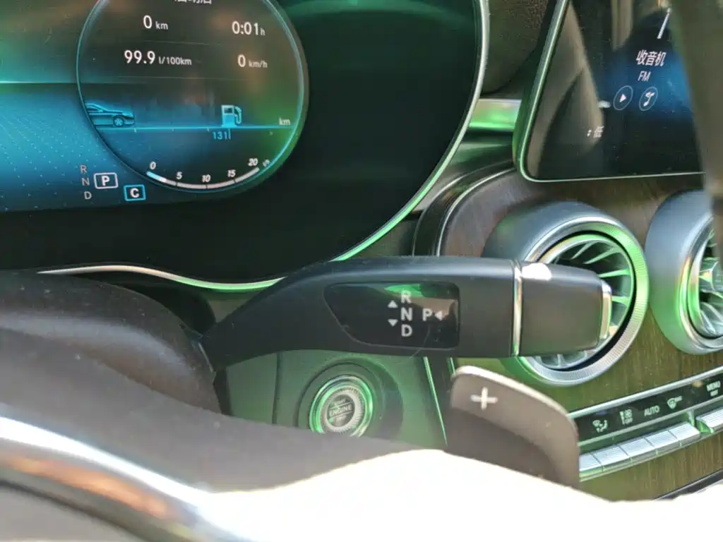 Mercedes-Benz GLC 2020 GLC 300 L 4MATIC Luxury — Фотографии автомобиля 14