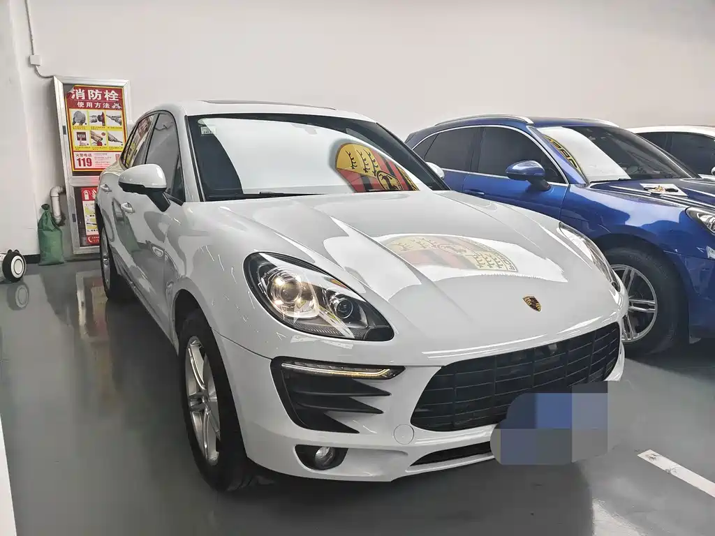 Porsche Macan 2018 Macan 2.0T — Фотографии автомобиля 3