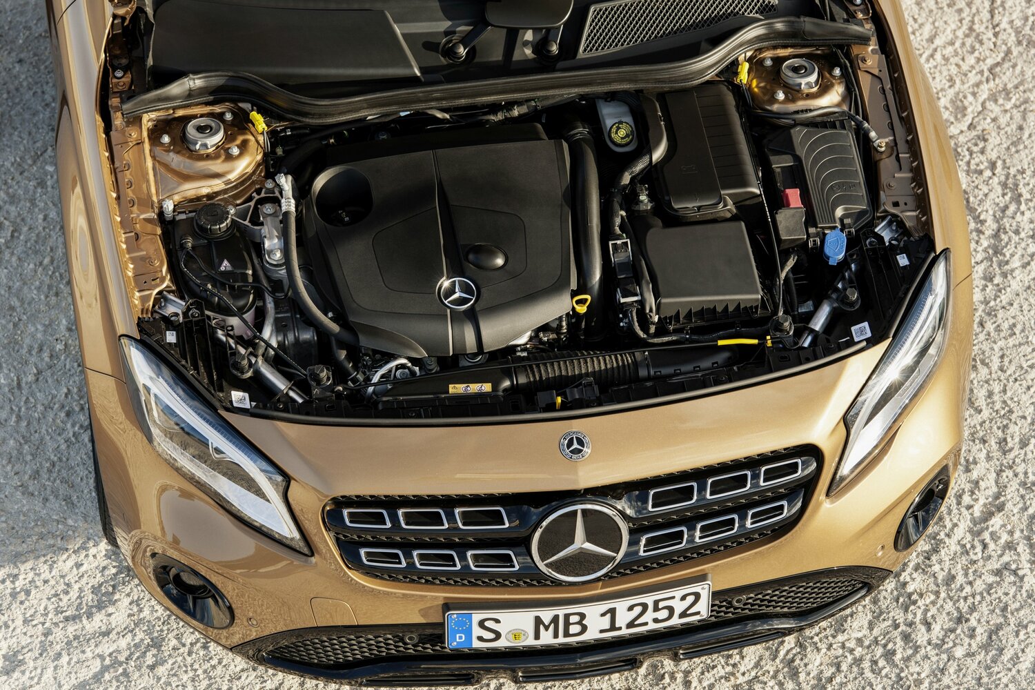 Mercedes-Benz GLA 2019 GLA 200 — Фотографии комплектации 8