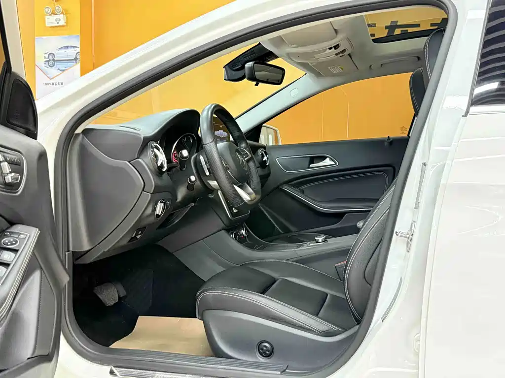 Mercedes-Benz GLA 2019 GLA 200 — Фотографии автомобиля 4
