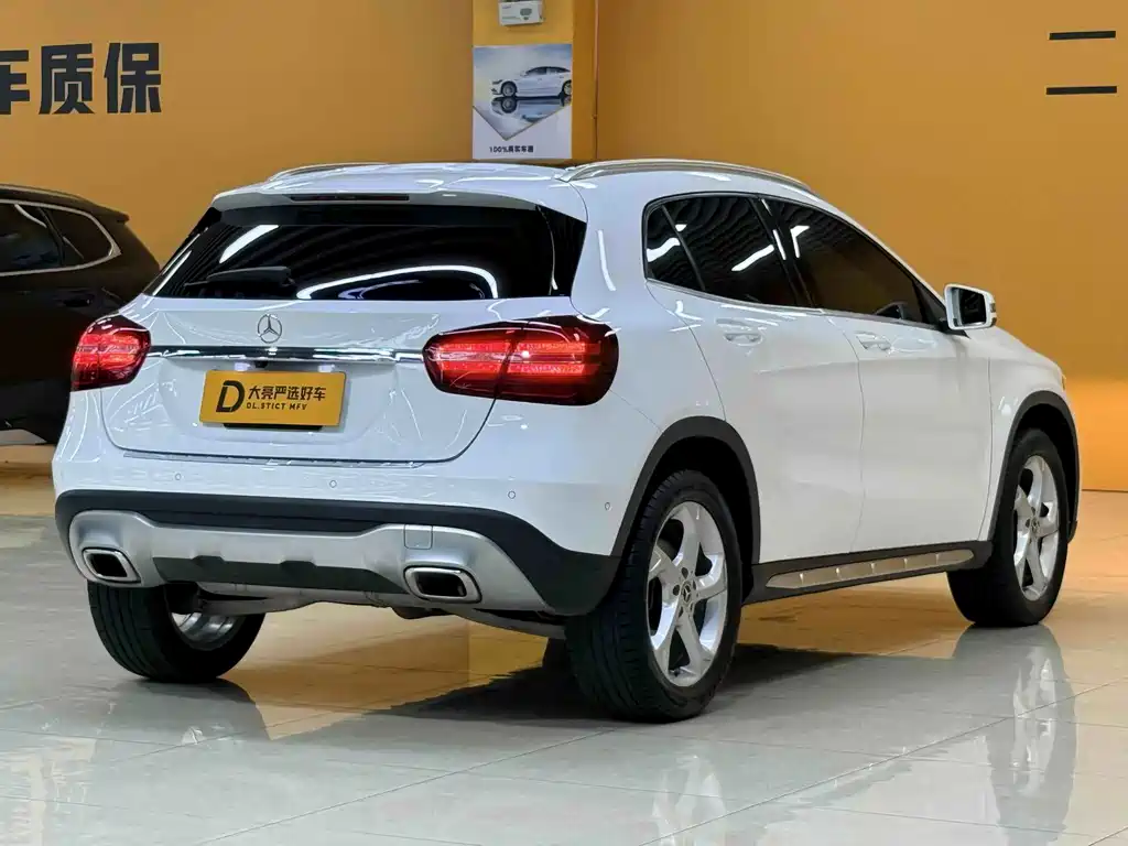 Mercedes-Benz GLA 2019 GLA 200 — Фотографии автомобиля 10