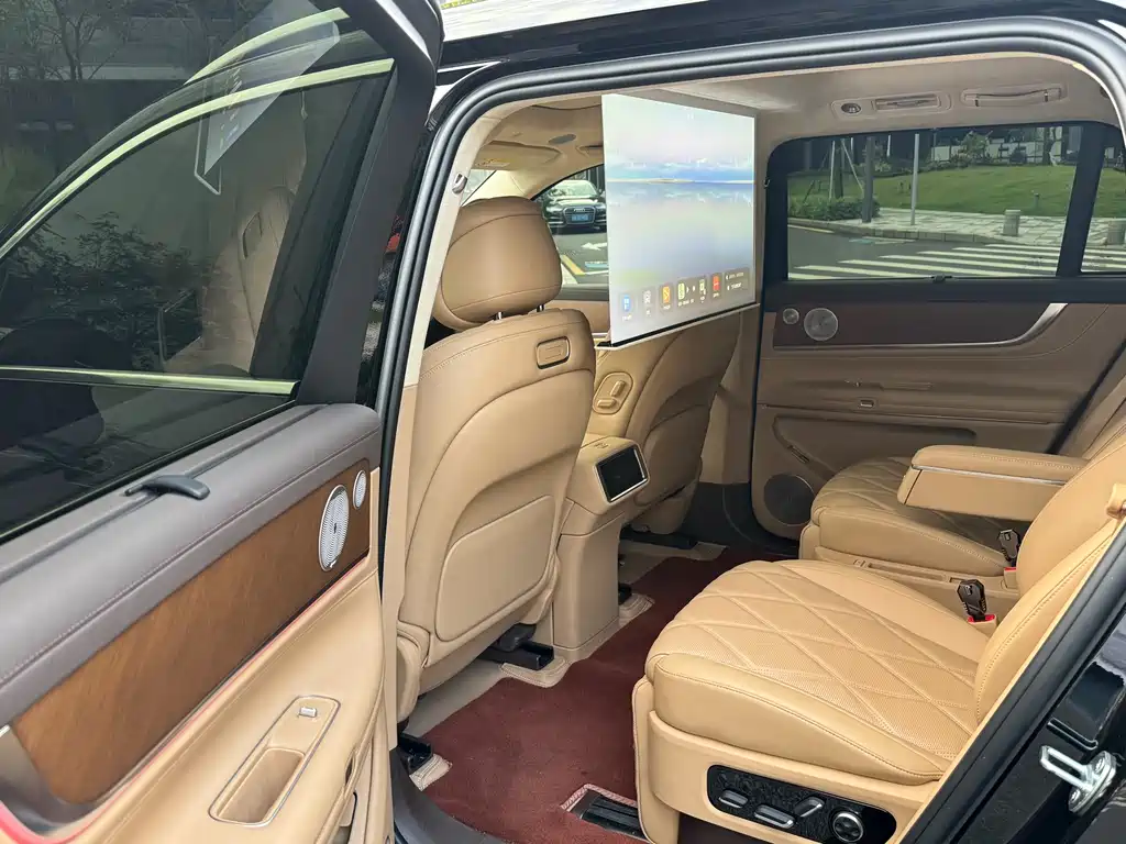 Aito M9 2025 Ultra 52kWh 6 мест (192 ） — Фотографии автомобиля 14