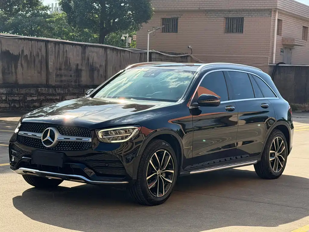 Mercedes-Benz GLC 2021 GLC 300 L 4MATIC — Фотографии автомобиля 1