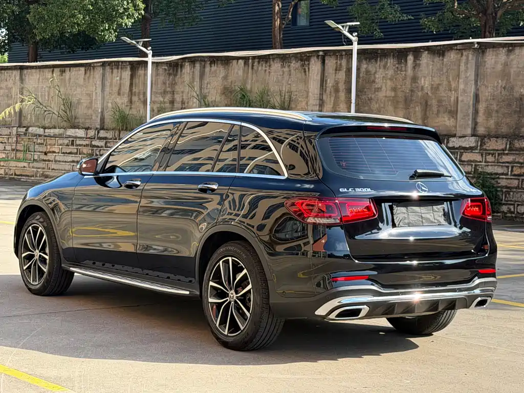 Mercedes-Benz GLC 2021 GLC 300 L 4MATIC — Фотографии автомобиля 9