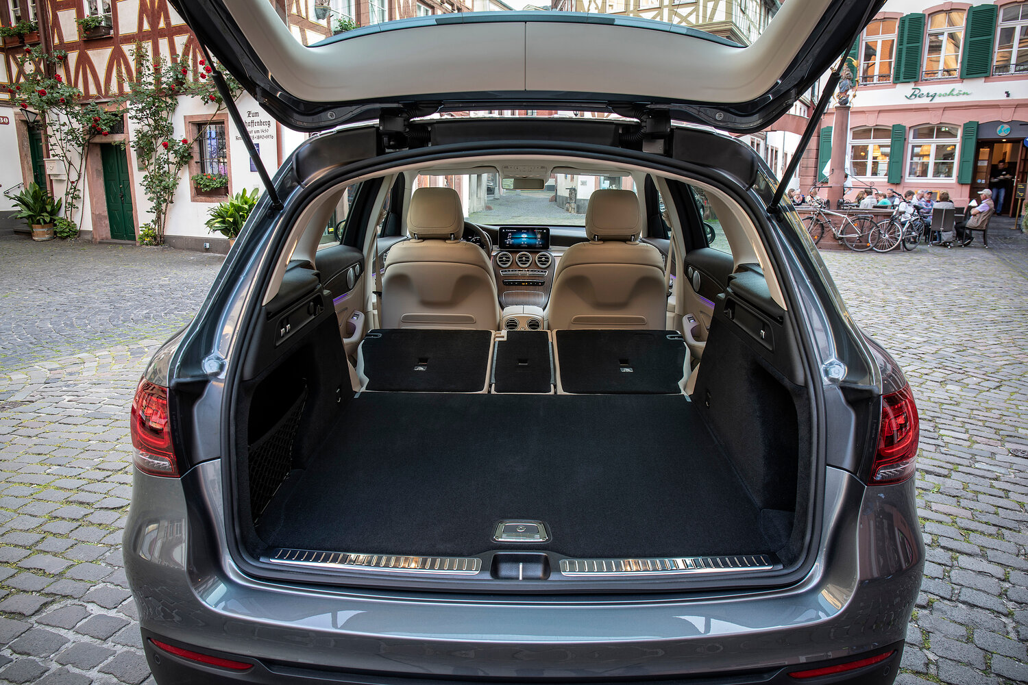 Mercedes-Benz GLC 2020 GLC 260 L 4MATIC Luxury — Фотографии комплектации 12