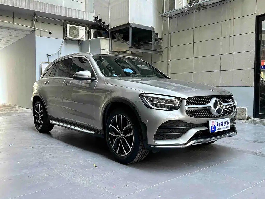 Mercedes-Benz GLC 2020 GLC 260 L 4MATIC Luxury — Фотографии автомобиля 21