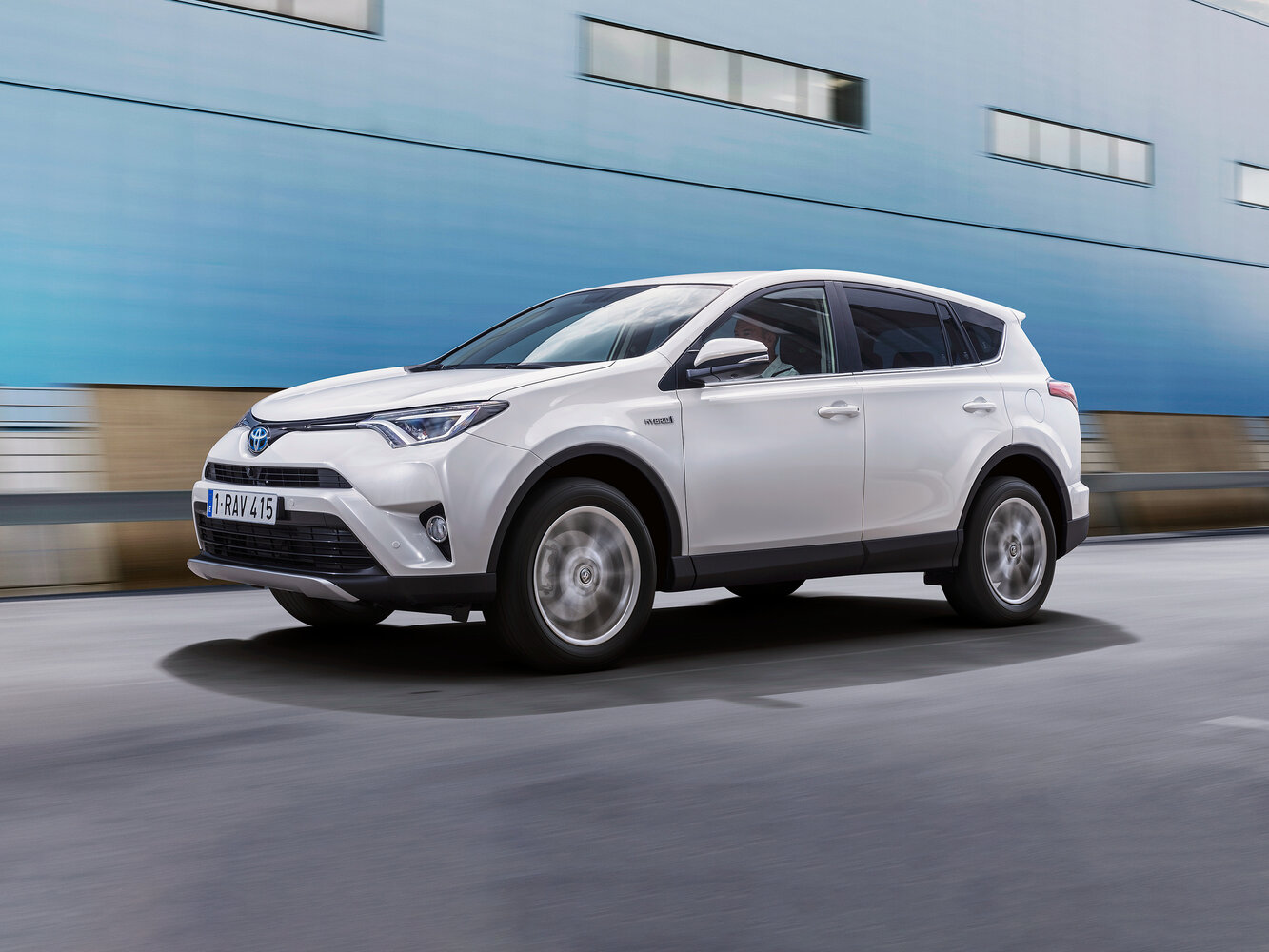 Toyota RAV4 2016 2.0L CVT V — Фотографии комплектации 1