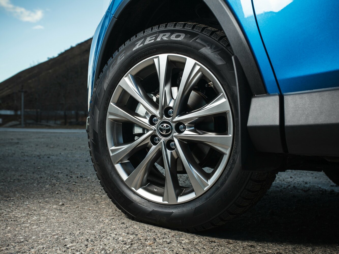 Toyota RAV4 2016 2.0L CVT V — Фотографии комплектации 16