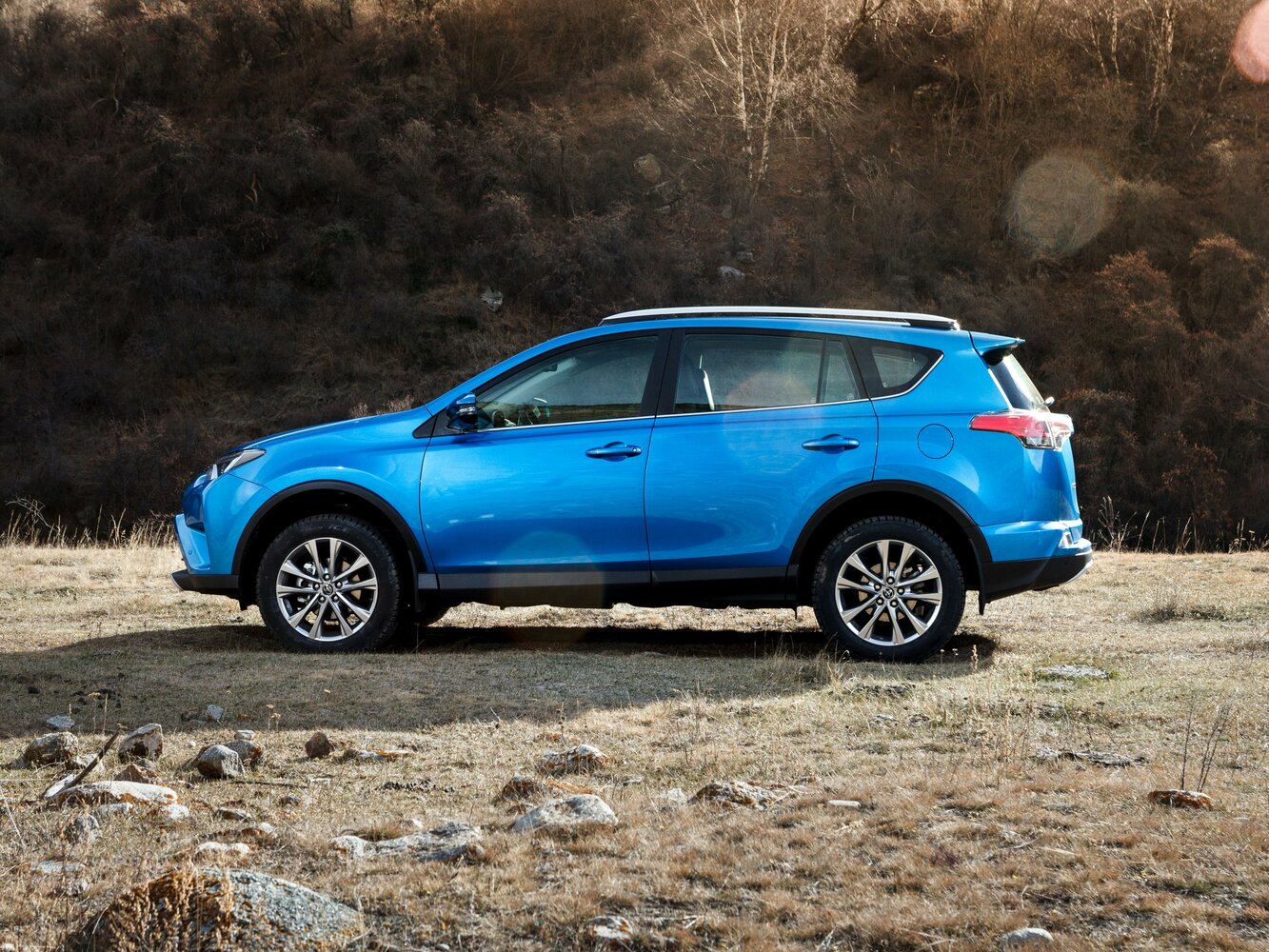 Toyota RAV4 2016 2.0L CVT V — Фотографии комплектации 3