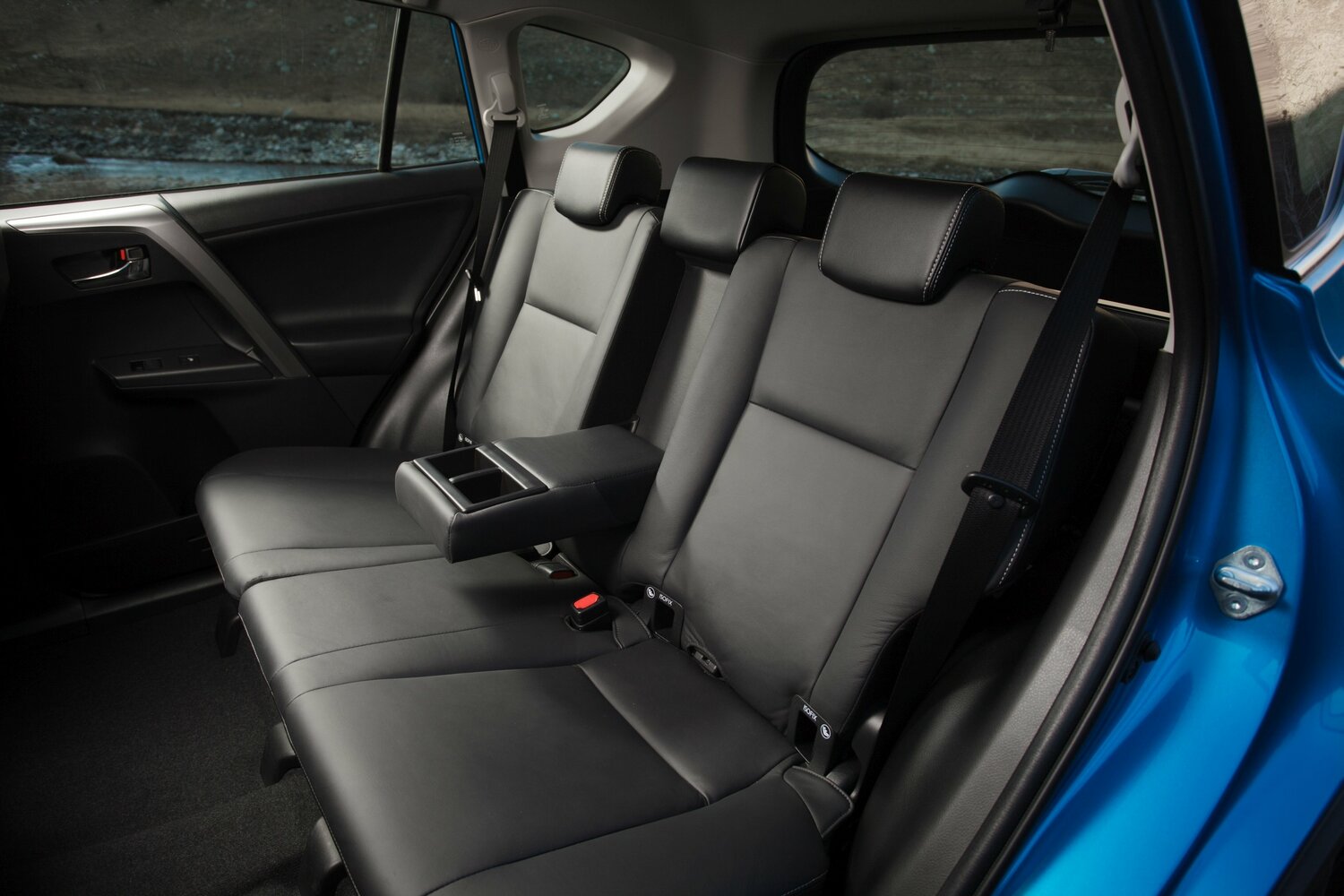 Toyota RAV4 2016 2.0L CVT V — Фотографии комплектации 7