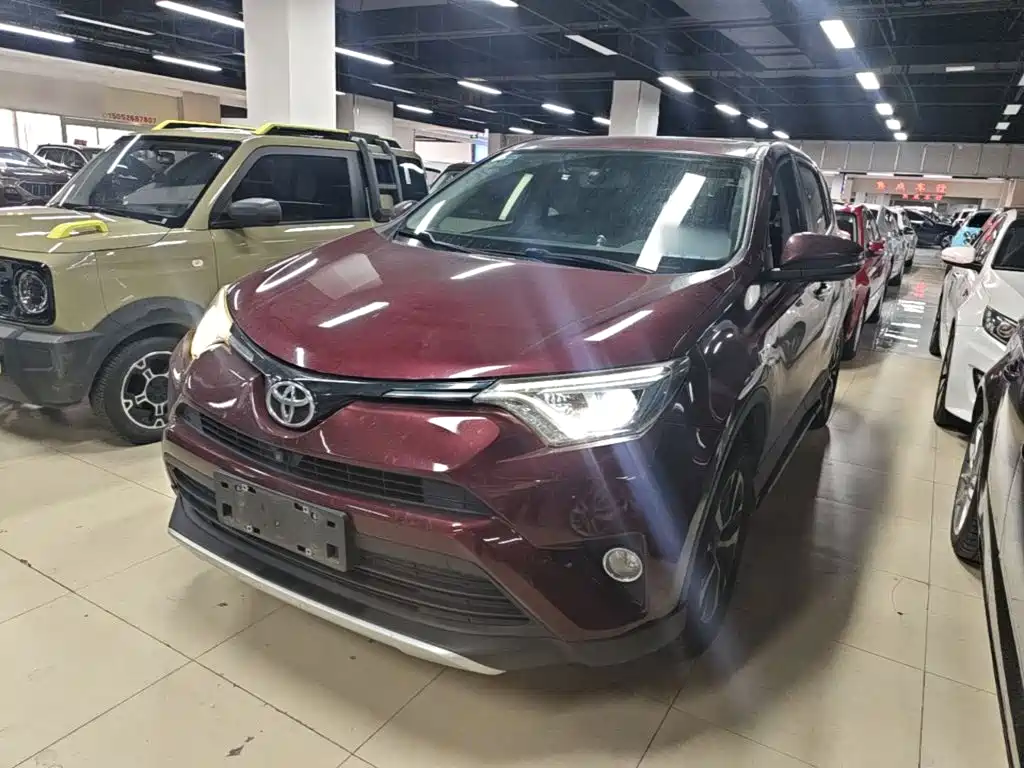 Toyota RAV4 2016 2.0L CVT V — Фотографии автомобиля 2