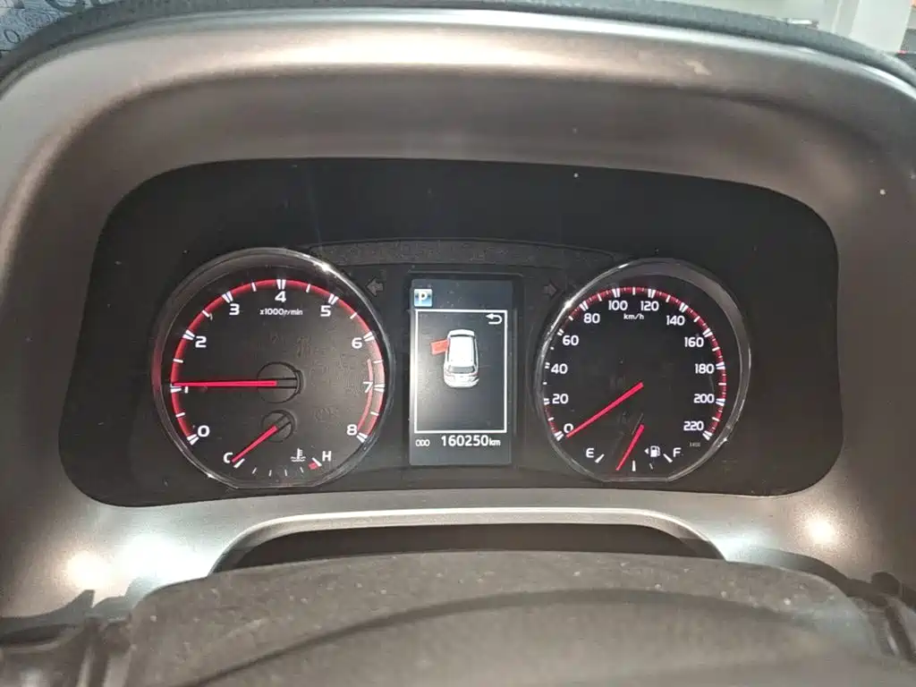 Toyota RAV4 2016 2.0L CVT V — Фотографии автомобиля 12