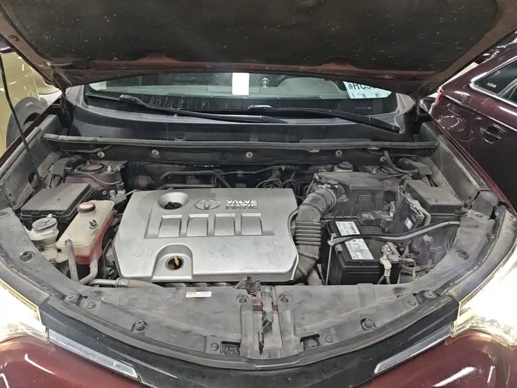 Toyota RAV4 2016 2.0L CVT V — Фотографии автомобиля 20