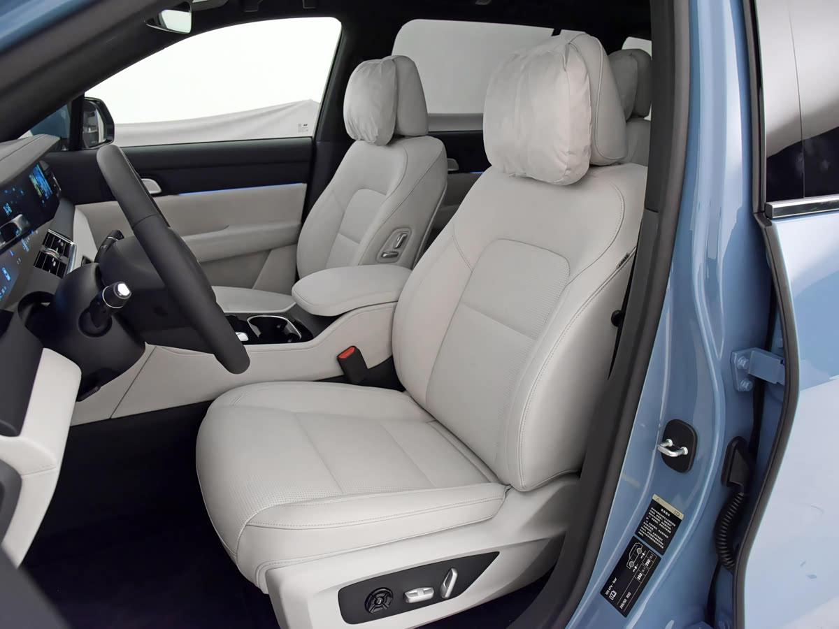 Li Auto ONE 2021 6 мест — Фотографии комплектации 19