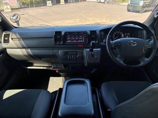 Toyota GL II — Фотографии автомобиля 3