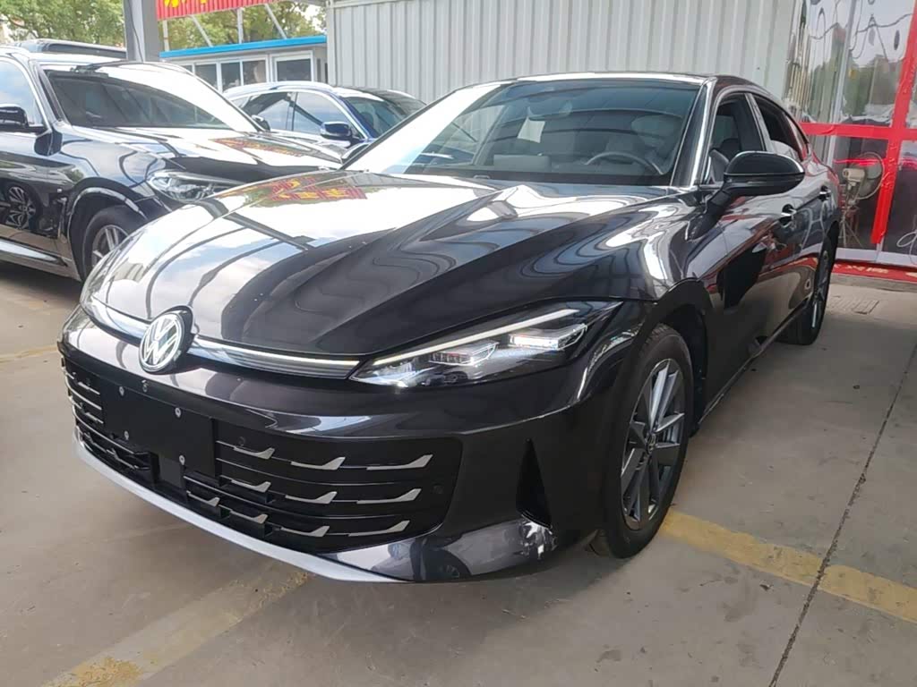 Volkswagen Lamando 2026 L 300TSI