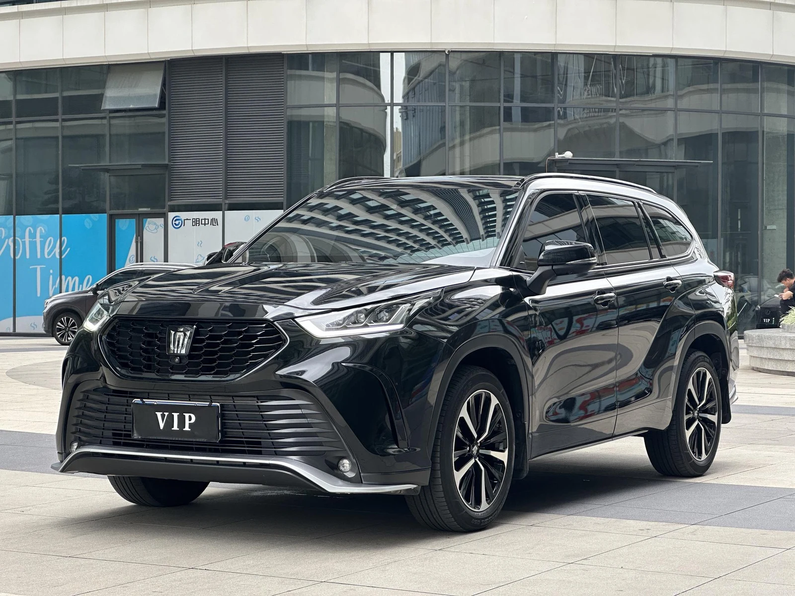 Toyota Crown Kluger 2022 2.0T AT