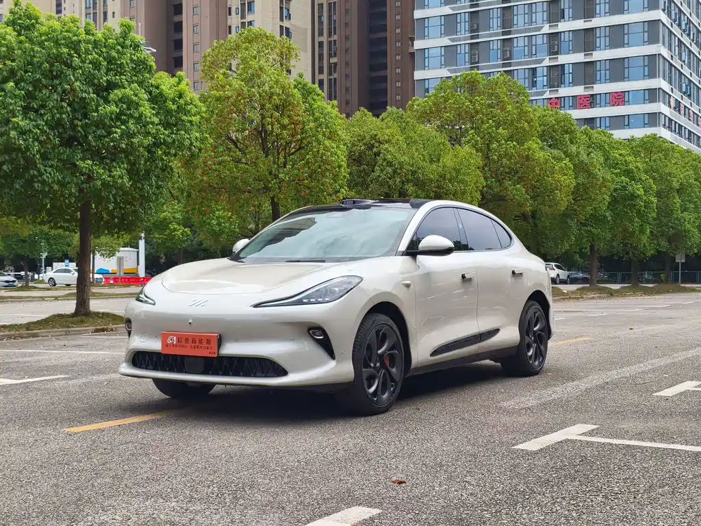 IM Motors LS6 2025 Performance Smart