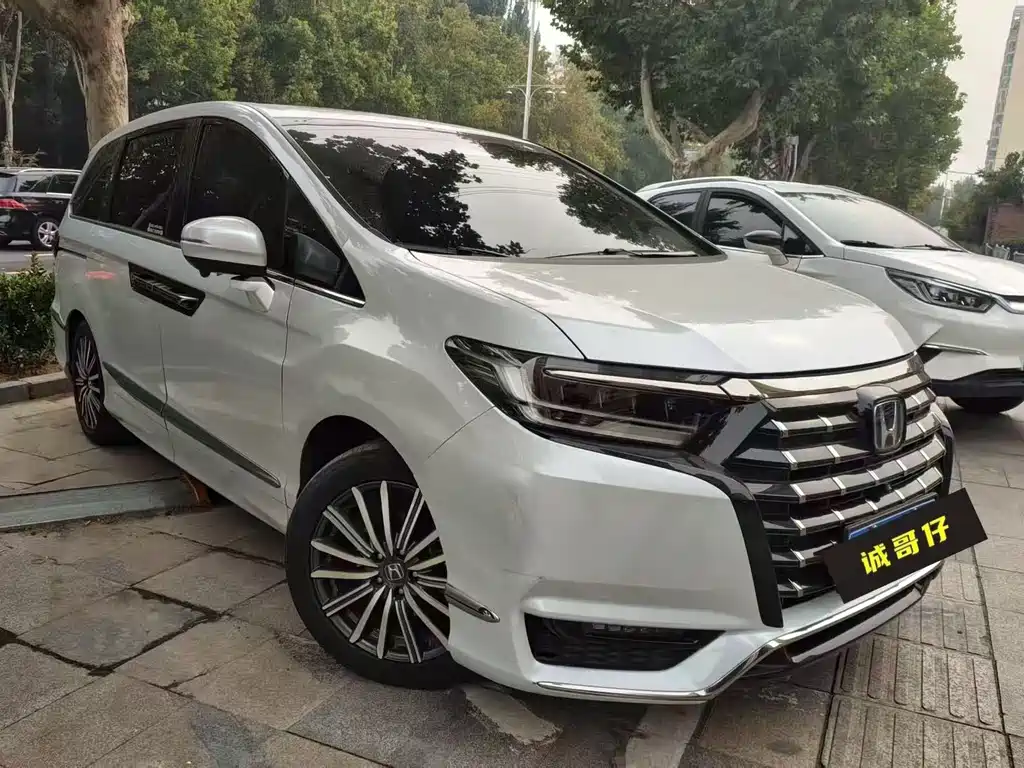Honda Elysion 2024 2.0L e:HEV Luxury