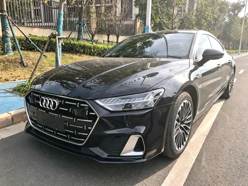 Audi A7L 2025 45 TFSI Luxury