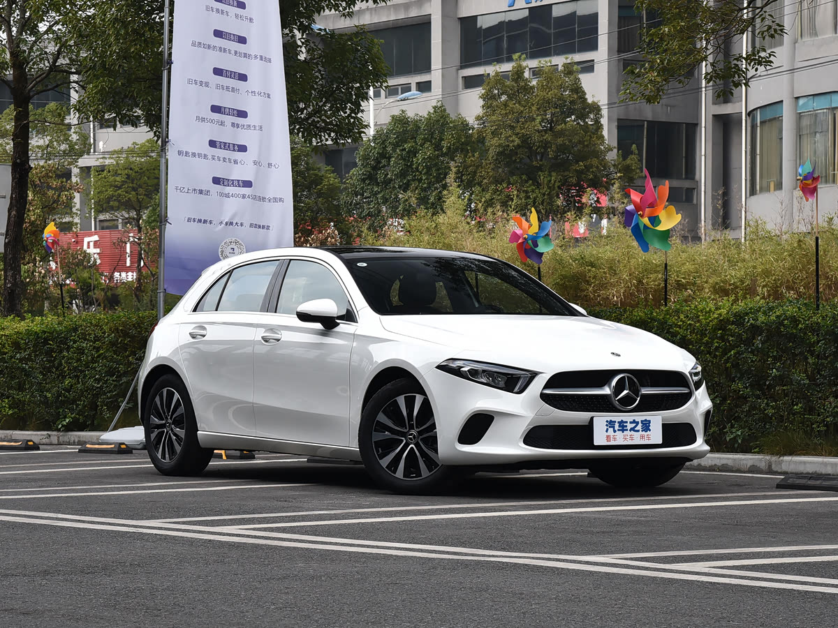 Mercedes-Benz A-Class A 2021 A 200 L Sport Fashion — Фотографии комплектации 4