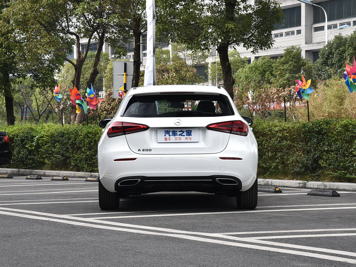 Mercedes-Benz A-Class A 2021 A 200 L Sport Fashion — Фотографии комплектации 7