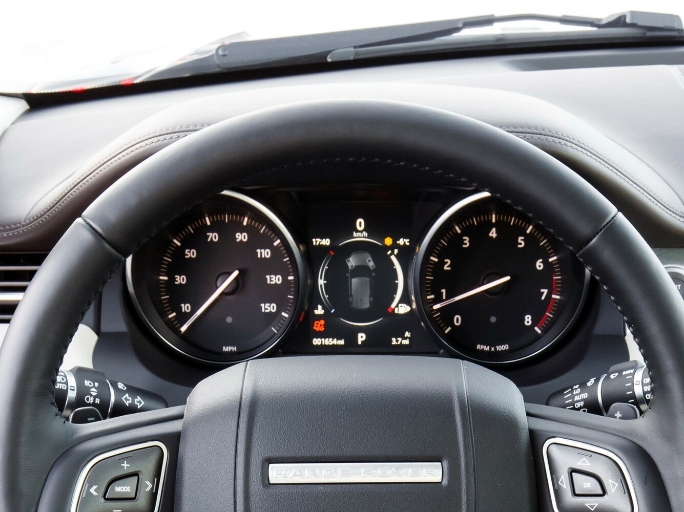 Land Rover Range Rover Evoque 2.2 SD4 — Фотографии комплектации 14