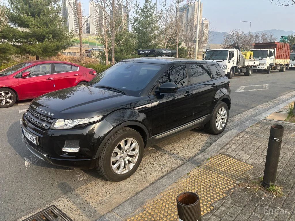 Land Rover Range Rover Evoque 2.2 SD4 — Фотографии автомобиля 1