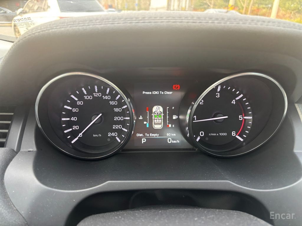 Land Rover Range Rover Evoque 2.2 SD4 — Фотографии автомобиля 6