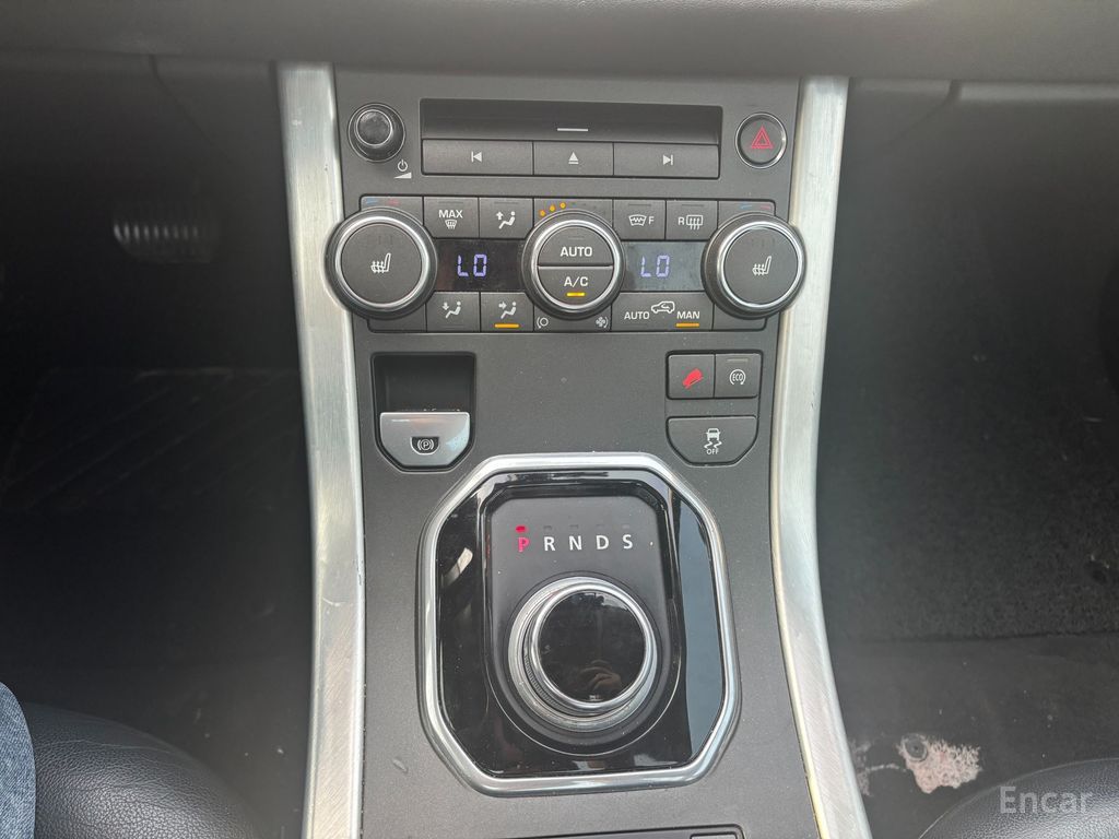 Land Rover Range Rover Evoque 2.2 SD4 — Фотографии автомобиля 7
