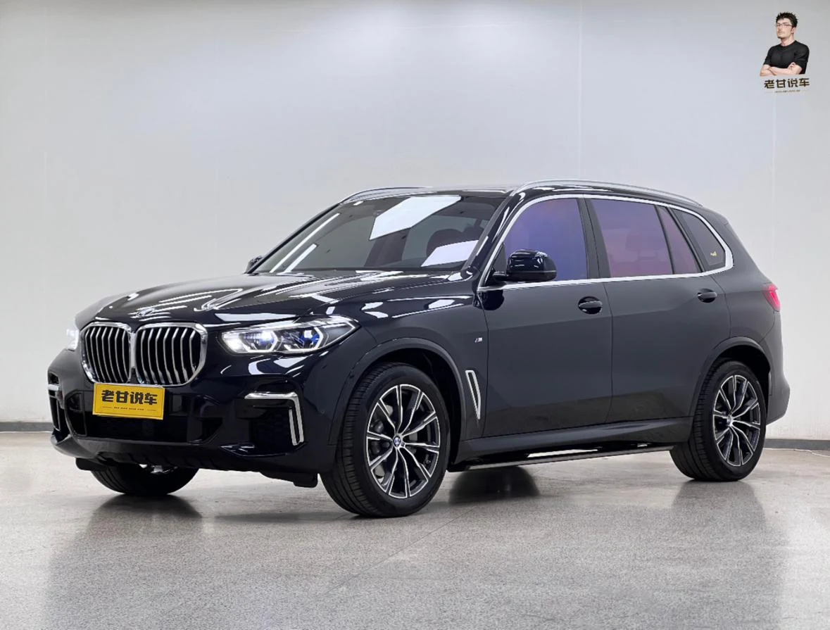 BMW X5 2022 xDrive 30Li Premium M Sport