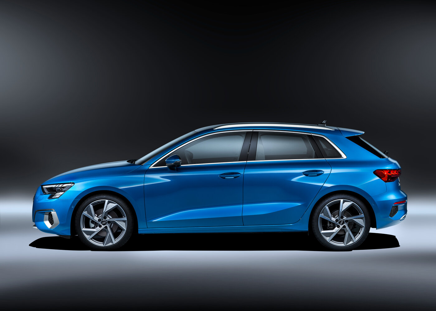 Audi A3 2023 Sportback 35 TFSI Fashion Sport — Фотографии комплектации 3