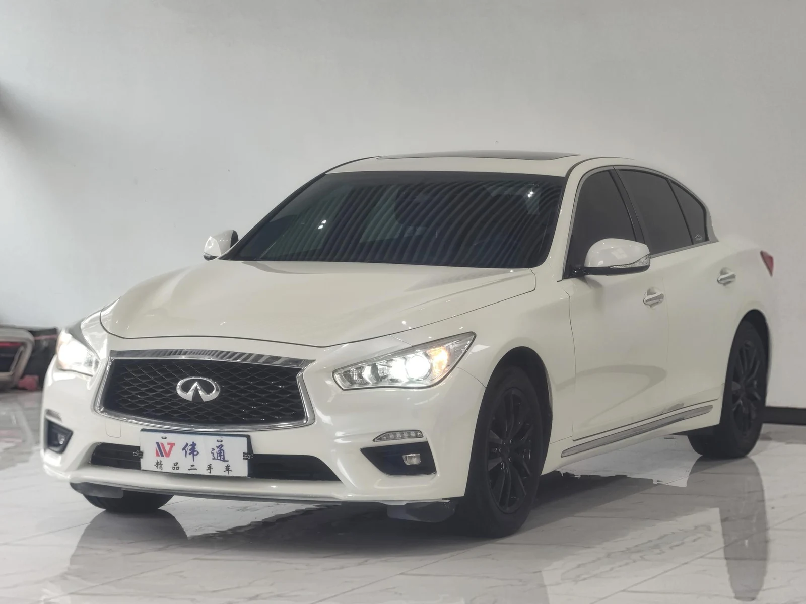 Infiniti Q50L 2021 2.0T Comfort
