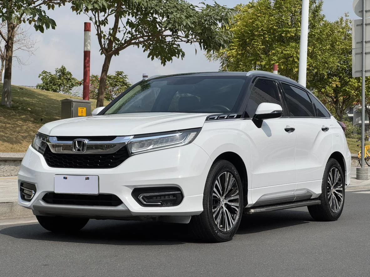 Honda Avancier 2017 370TURBO Premium