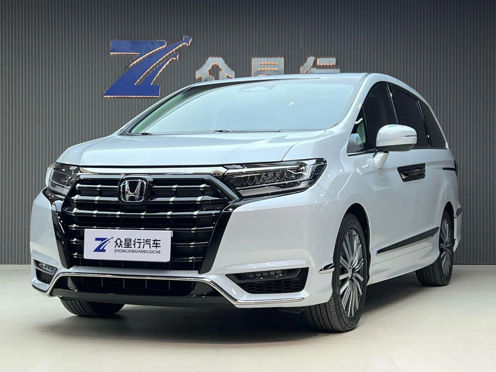 Honda Elysion 2024 2.0L e:HEV Luxury