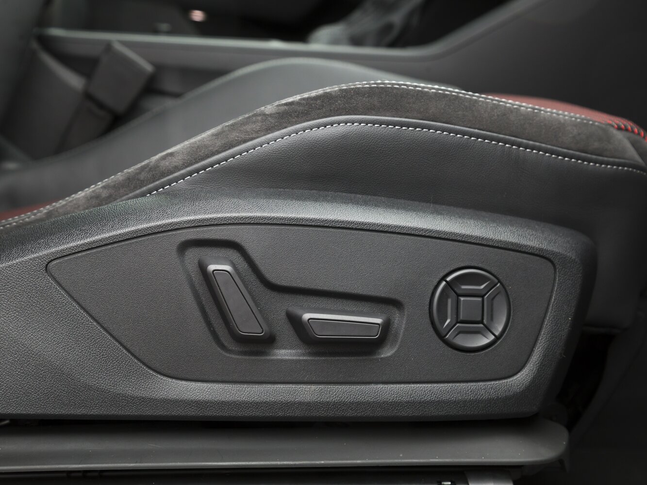 Audi Q3 2022 35 TFSI Fashion — Фотографии комплектации 9