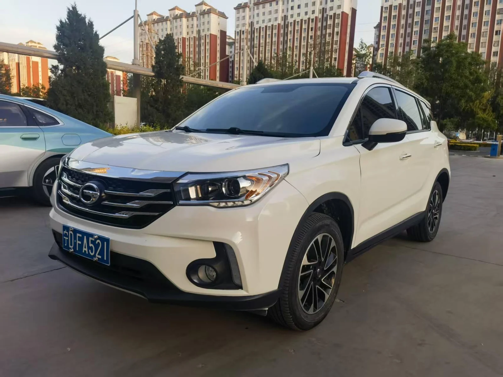GAC GS4 2017 235T AT 2WD Luxury Smart Connect