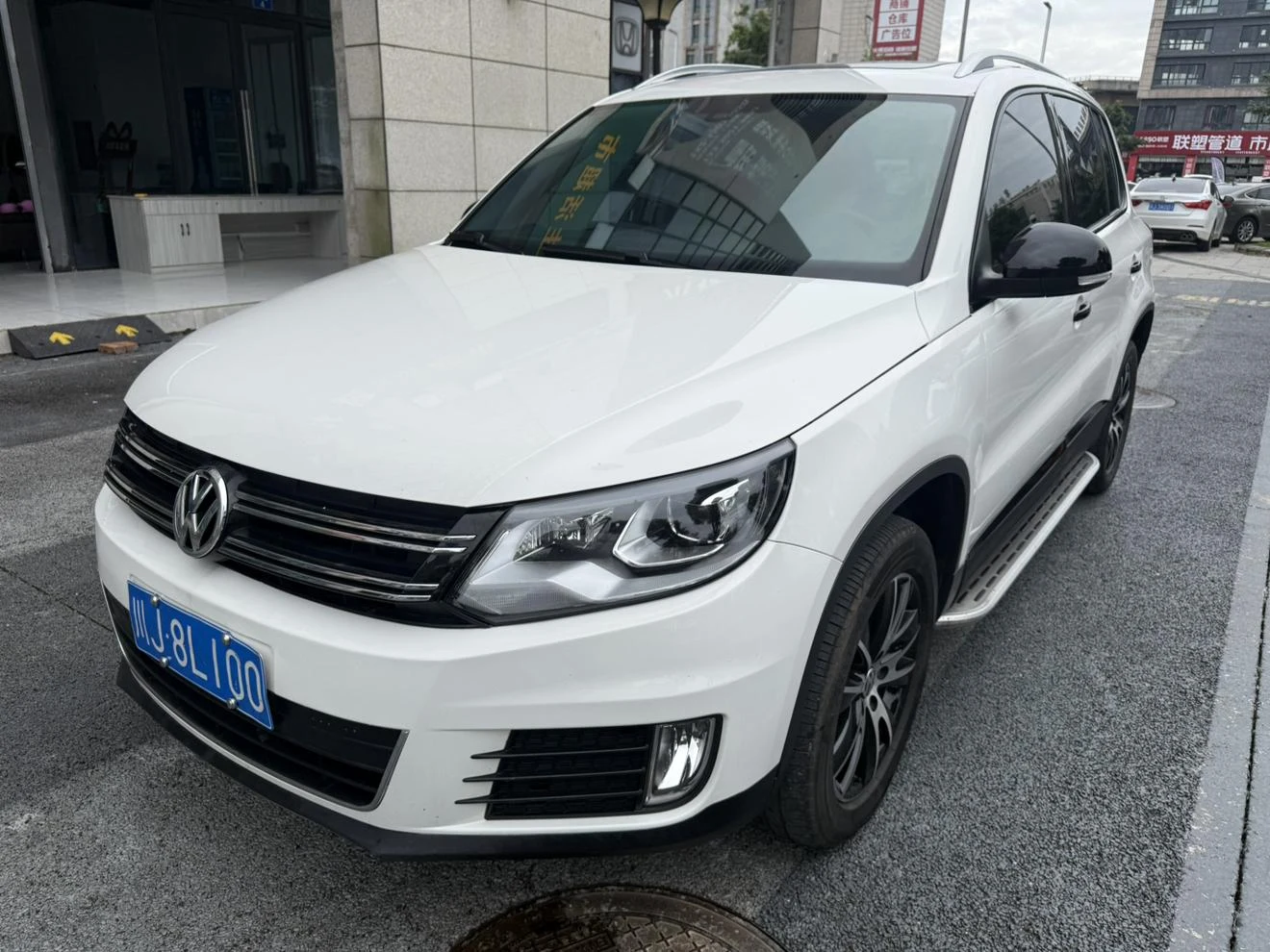 Volkswagen Tiguan 2015 1.8TSI AT 2WD Luxury