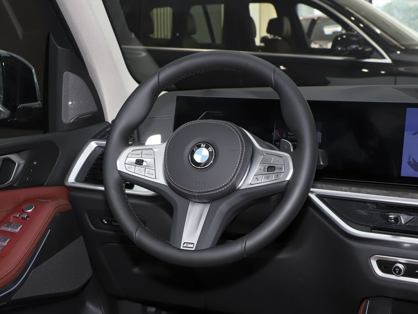 BMW X5 2025 xDrive30Li Premium M Sport — Фотографии комплектации 8