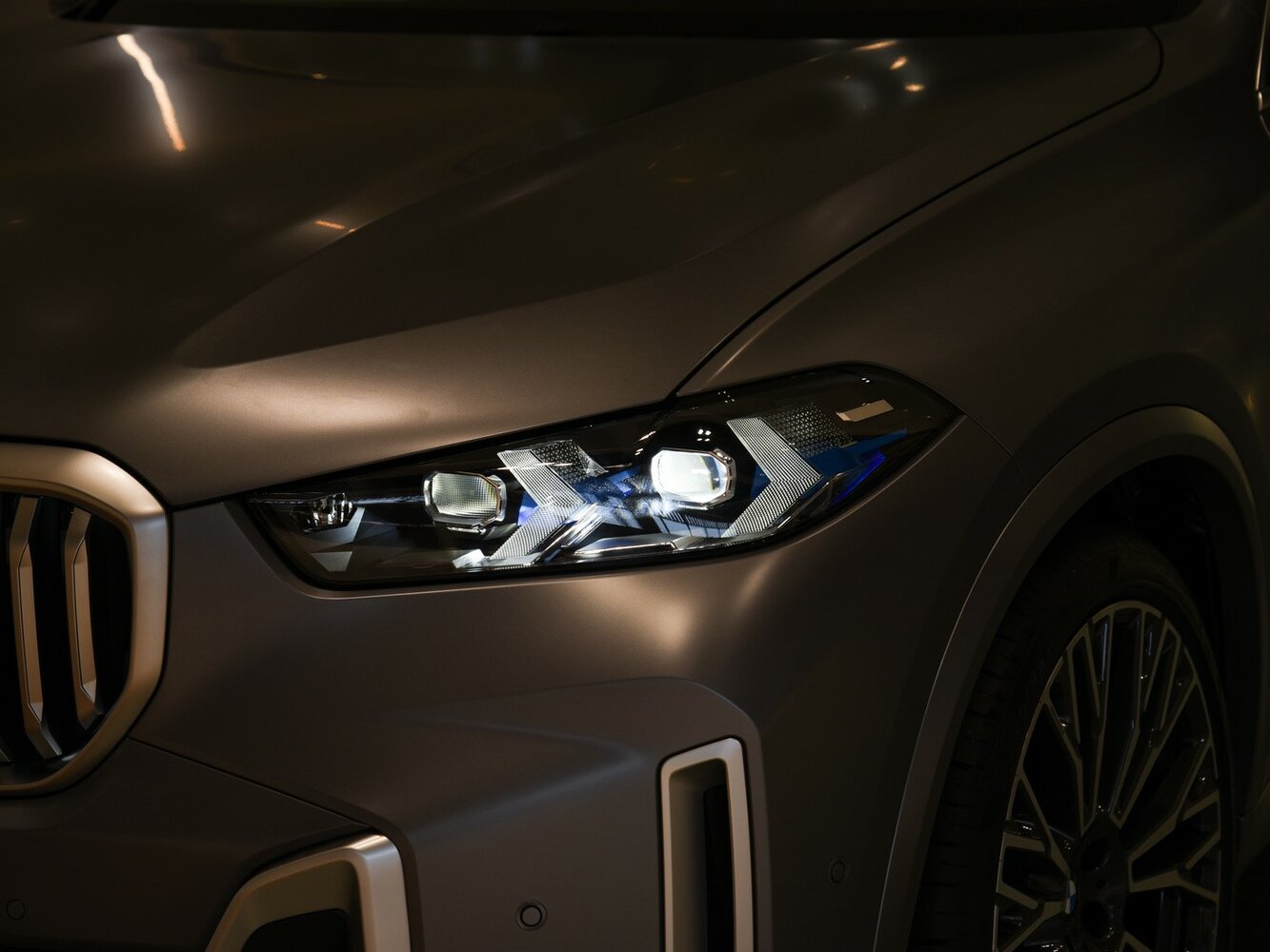 BMW X5 2025 xDrive30Li Premium M Sport — Фотографии комплектации 10
