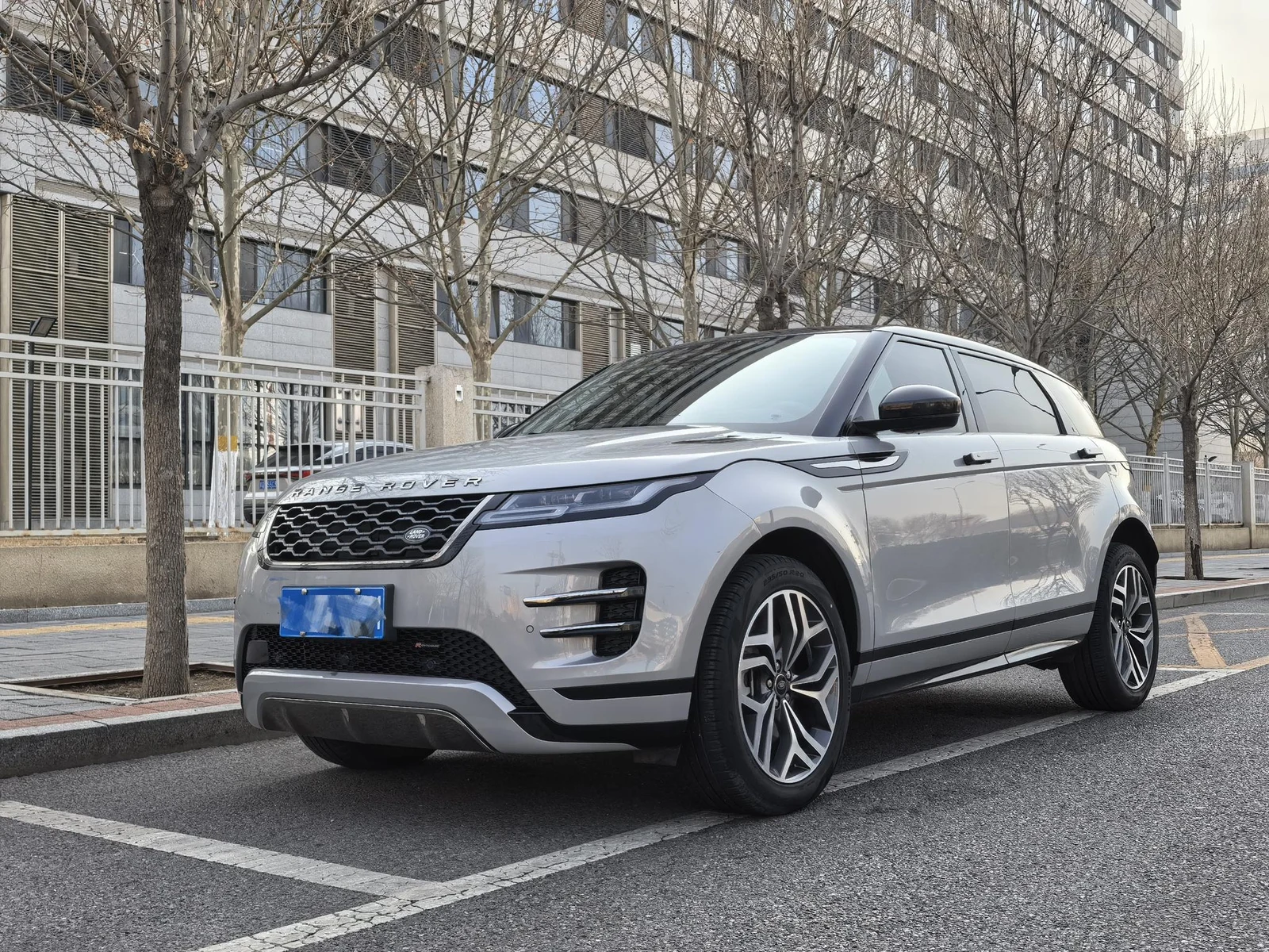 Land Rover Range Rover Evoque 2022 L 249PS R-Dynamic Luxury