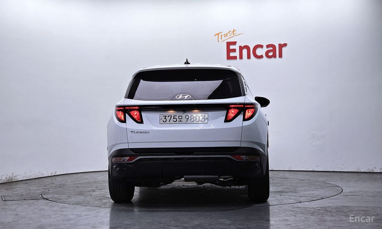 Hyundai Tucson Modern — Фотографии автомобиля 4