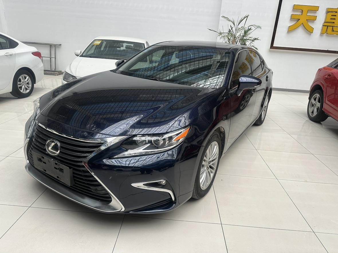 Lexus ES 2017 200 30