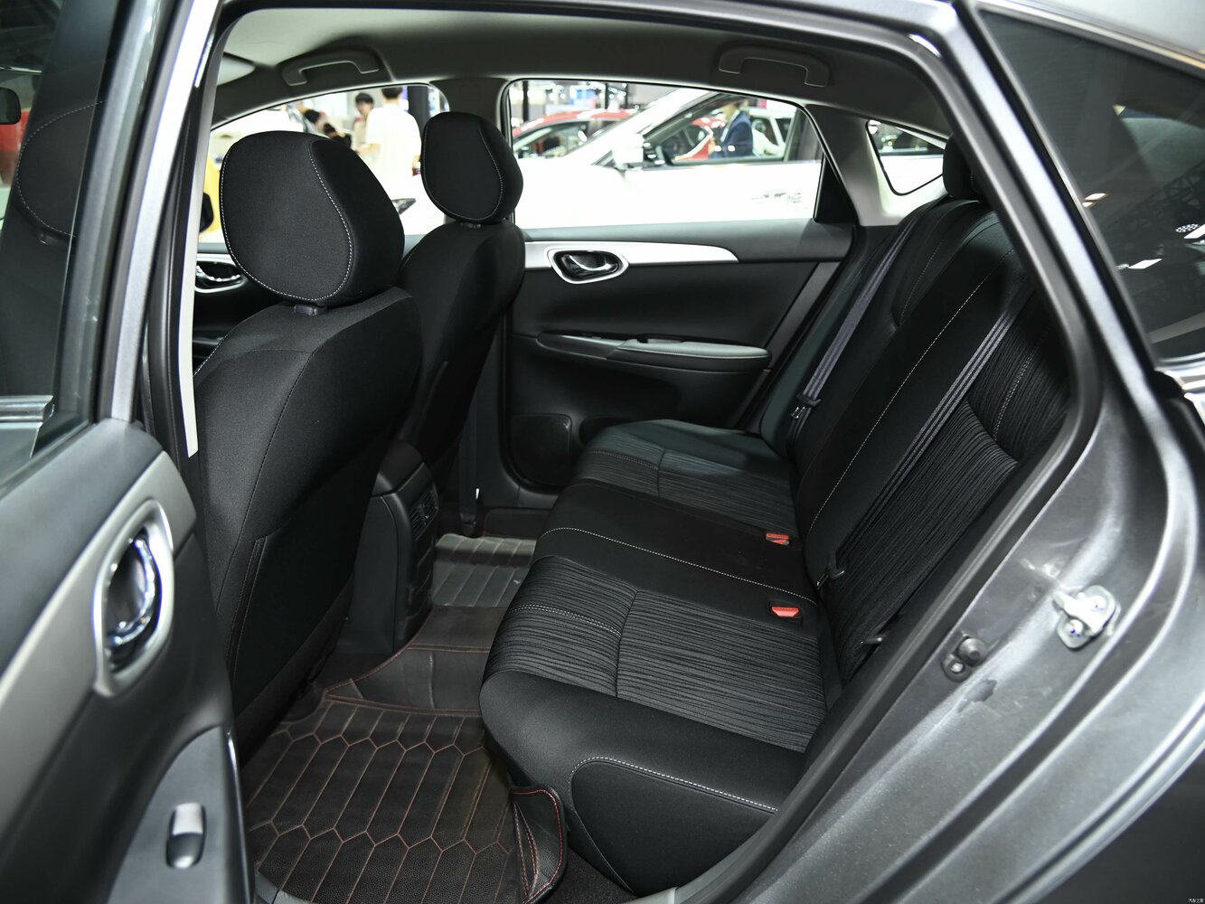 Nissan Sylphy 2018 1.6XV CVT Premium — Фотографии комплектации 7