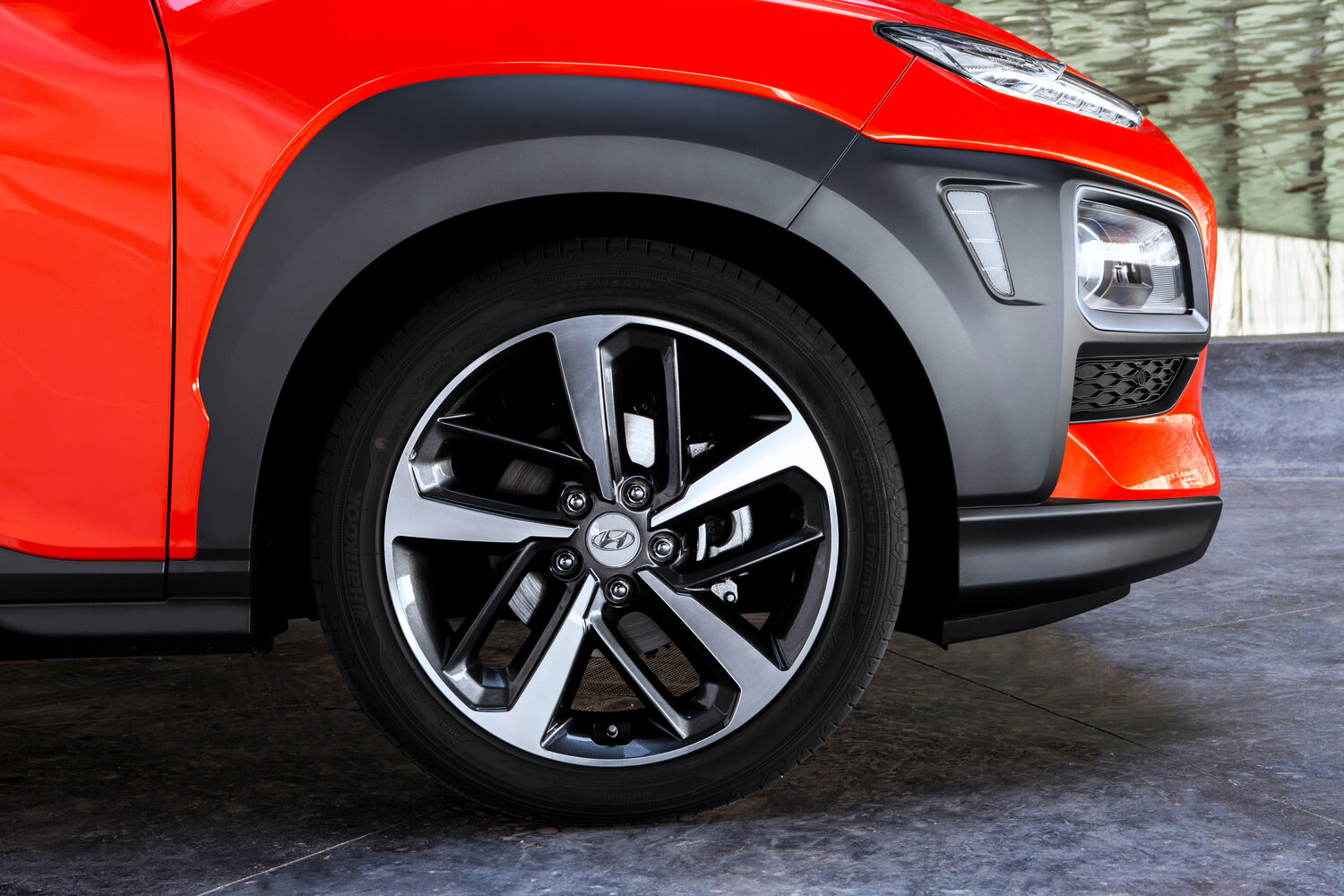 Hyundai Kona Premium — Фотографии комплектации 13