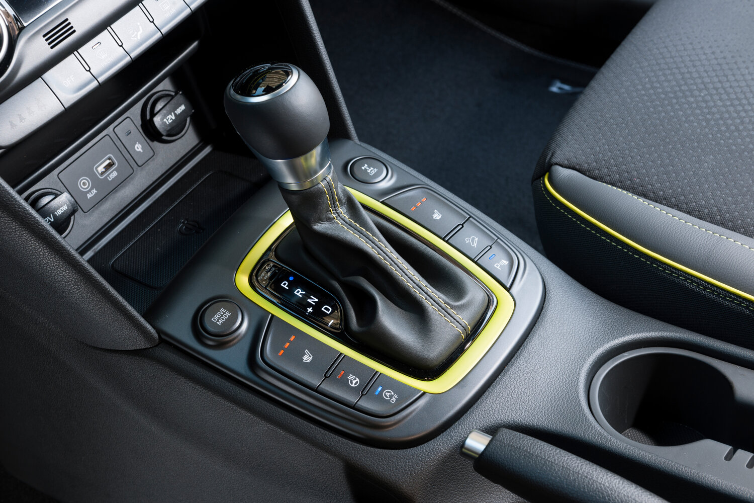 Hyundai Kona Premium — Фотографии комплектации 10