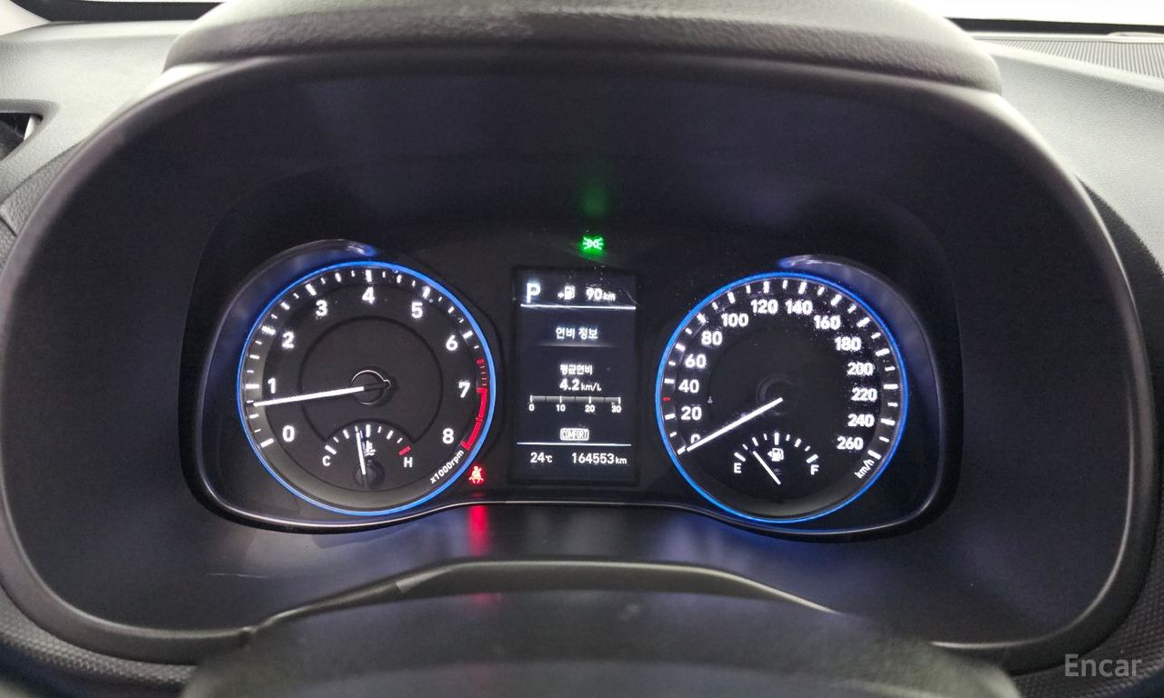 Hyundai Kona Premium — Фотографии автомобиля 8