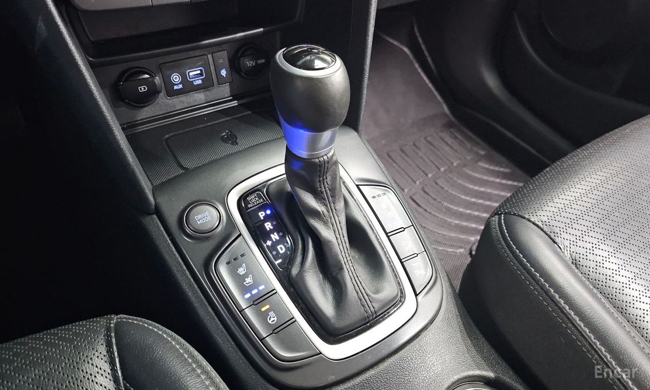 Hyundai Kona Premium — Фотографии автомобиля 9