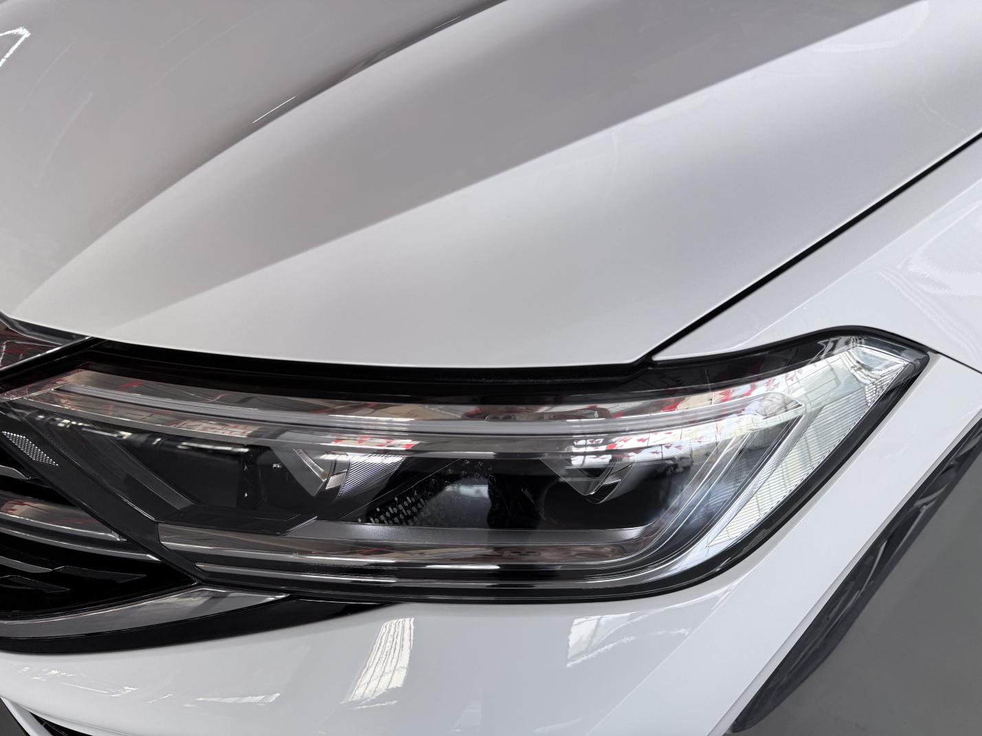 Volkswagen Sagitar 2023 300TSI DSG — Фотографии автомобиля 4